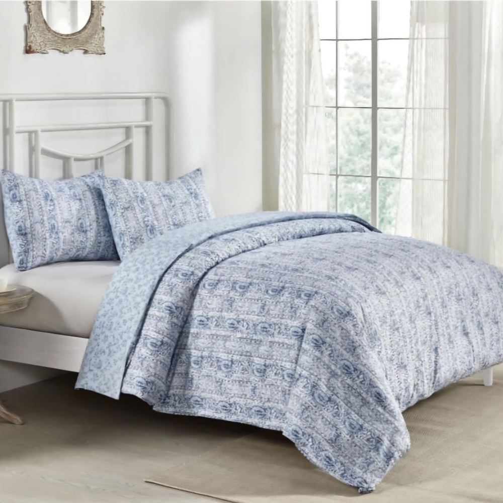 NWT Simply Shabby Chic " Indigo Batik Stripe" King Size 3 Piece Duvet Set